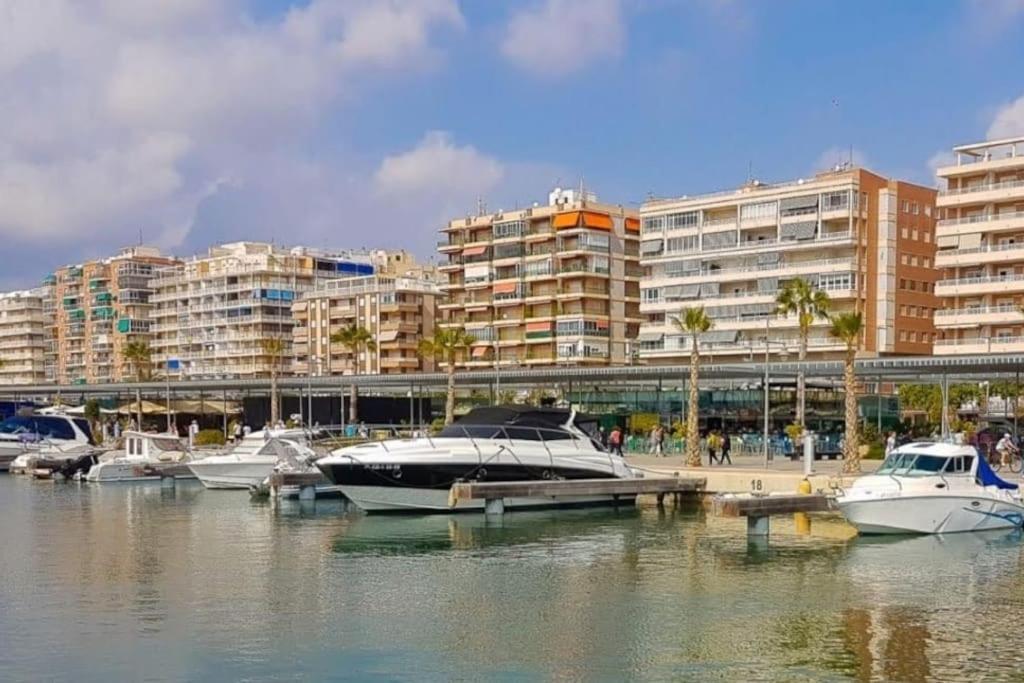 Santa Pola Con Tres Dormitorios Playa Levante Zewnętrze zdjęcie